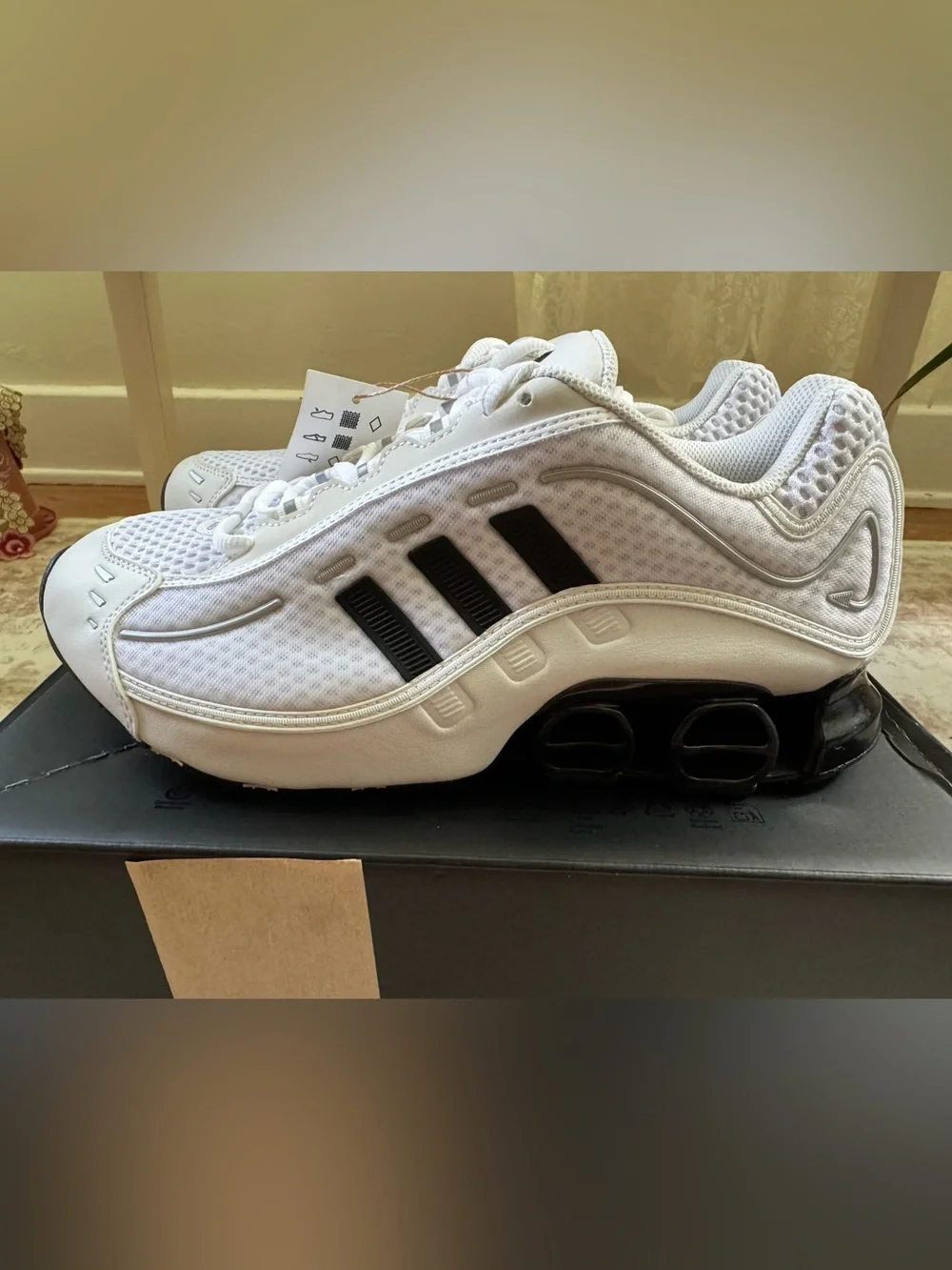adidas Megaride O1 White/Core/Black/Silver Men’s Size 11